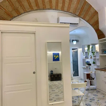 Casa D'anto-700 Borbonico Appartement